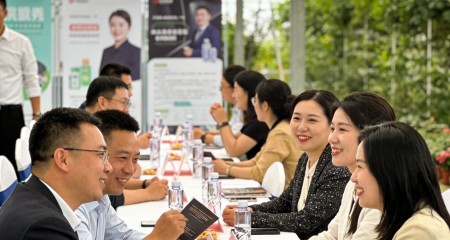 相亲初识后的艺术：如何主动推进关系